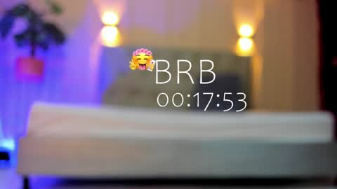 Snapshot of nicol_snow chatting on 01-07-25, 04:27 Your baby Nicol online show from 01-07-25, 04:27