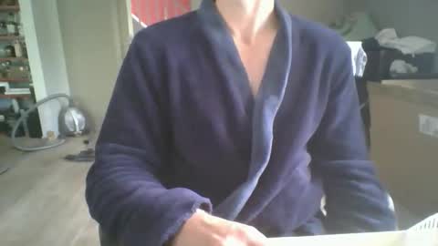 nicolafrance online show from 05-04-26, 09:16