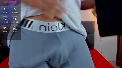 Snapshot of nicolas_james_sc chatting on 10-10-25, 01:43 nicolas_james_sc online show from 10-10-25, 01:43