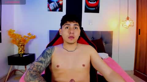 nicolas_james_sc online show from 11-25-25, 03:12