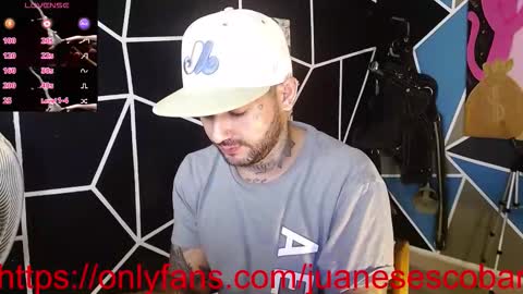 nicolas online show from 10-08-25, 03:59