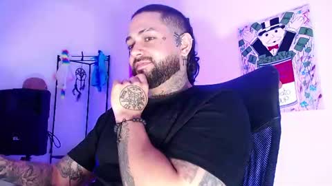 nicolas online show from 06-15-26, 01:41