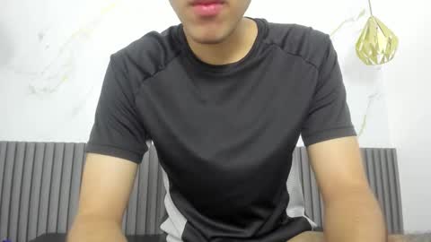 nicolasfine online show from 02-04-26, 12:00