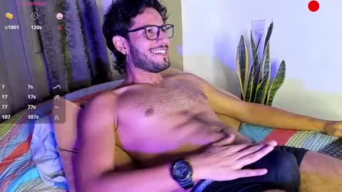 nicolasrodrii online show from 12-04-24, 10:08