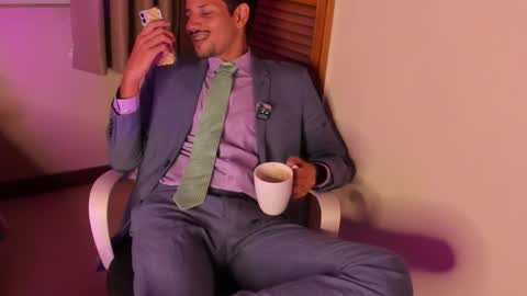 nicolasrodrii online show from 02-10-26, 12:37