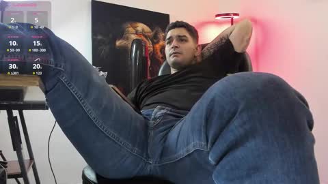 Snapshot of nicolass_fellener chatting on 11-15-25, 04:10 Nicolas Fellener online show from 11-15-25, 04:10
