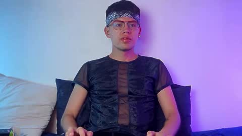 NicoLatinBoy online show from 02-28-26, 09:38