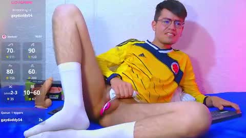NicoLatinBoy online show from 06-19-26, 04:55