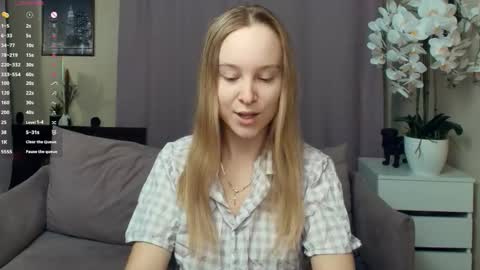 Nicoletta online show from 01-09-26, 07:04