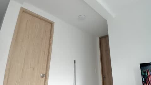 Snapshot of nicole_and_thiago1 chatting on 01-10-26, 02:08 nicole_and_thiago1 online show from 01-10-26, 02:08