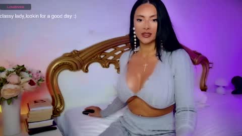 nicole online show from 04-26-26, 06:27