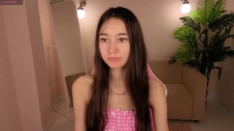 Nicole online show from 06-15-26, 01:08