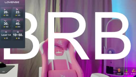 Snapshot of nicole_charm chatting on 12-14-24, 04:12 GMT7TueWedThSu 0300am-0900am. Sa 1000am-0400pm online show from 12-14-24, 04:12