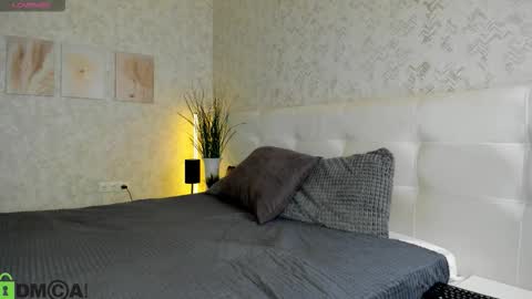 Snapshot of nicole_charm chatting on 10-07-25, 08:39 GMT7TueWedThSu 0300am-0900am. Sa 1000am-0400pm online show from 10-07-25, 08:39