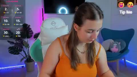Snapshot of nicole_de_lux chatting on 07-31-26, 06:02 Nicole De Lux online show from 07-31-26, 06:02