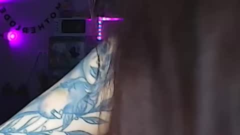 Kitty Nikki online show from 03-02-25, 11:09