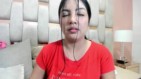 Snapshot of nicole_fisherr chatting on 10-18-25, 04:59 nicole_fisherr online show from 10-18-25, 04:59