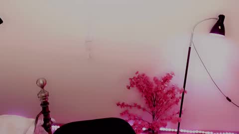 Nicole online show from 01-20-25, 05:48