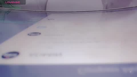 Nicole online show from 10-20-25, 07:14