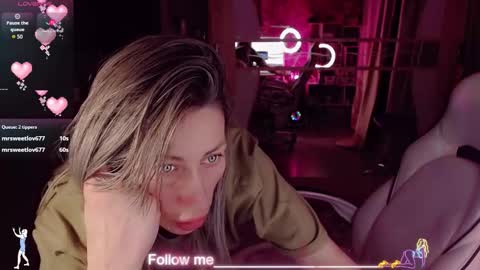 Snapshot of nicole_g0ld_ chatting on 02-20-26, 09:04 Nicole online show from 02-20-26, 09:04