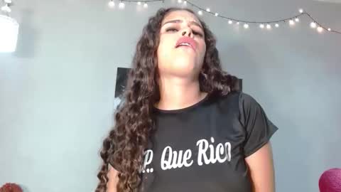 nicole_mayer01 online show from 09-19-25, 11:33