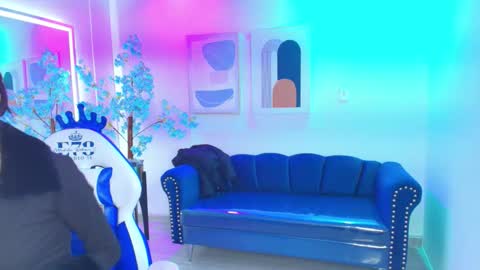 Nicolle online show from 01-16-26, 11:03