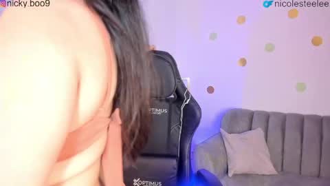 Snapshot of nicole_steelee chatting on 06-03-26, 02:14 Nicole online show from 06-03-26, 02:14