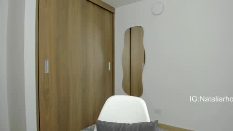 N A T A L I A online show from 02-11-25, 07:38