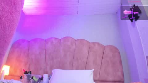 Nicole online show from 02-09-25, 06:33