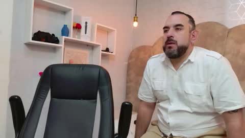 Snapshot of nicolebbwhot chatting on 02-15-26, 11:52 Nicole online show from 02-15-26, 11:52