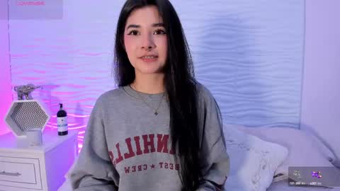 N I C O L E online show from 03-11-25, 02:07