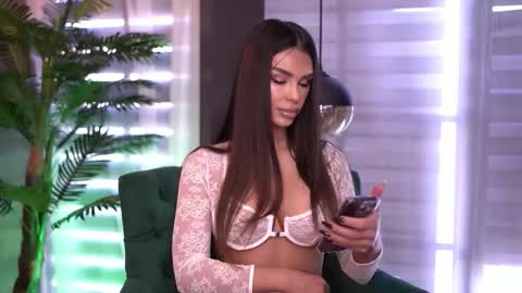 Nicole online show from 09-24-25, 07:12