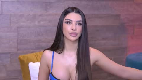 Nicole online show from 01-12-26, 07:46