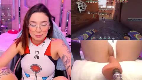 Nicole online show from 09-17-25, 03:35