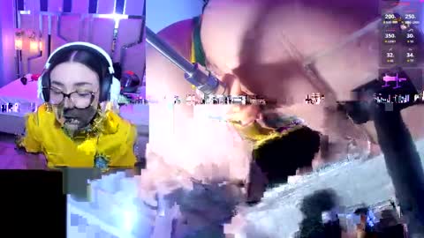 Nicole online show from 05-13-26, 03:31