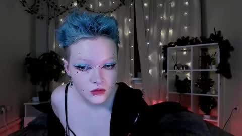 Nicole online show from 12-26-24, 08:32