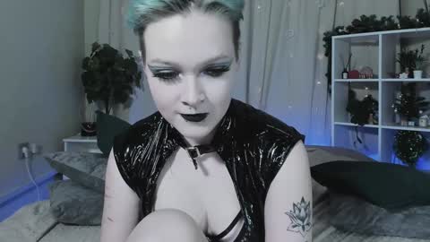 Nicole online show from 01-11-25, 11:46