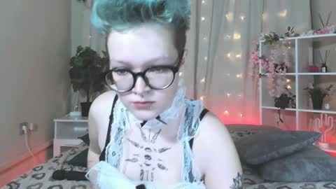 Nicole online show from 01-14-25, 08:04