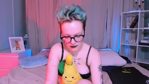 Nicole online show from 01-18-25, 12:35