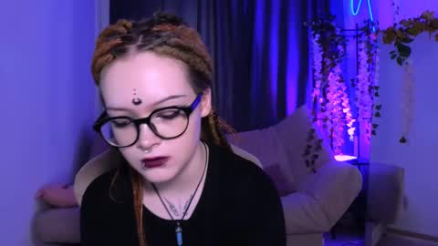 Nicole online show from 03-06-25, 08:41