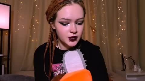 Nicole online show from 03-11-25, 12:06
