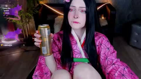 Nicole online show from 10-11-25, 08:18