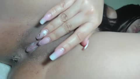 nicolehere4u online show from 12-31-24, 10:56