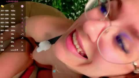 nicoleirisxxx online show from 05-05-26, 05:26