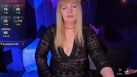 Snapshot of nicolekind chatting on 03-06-25, 06:08 Nicole online show from 03-06-25, 06:08