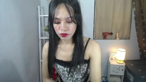 SexyCutieNicole online show from 04-30-26, 09:30