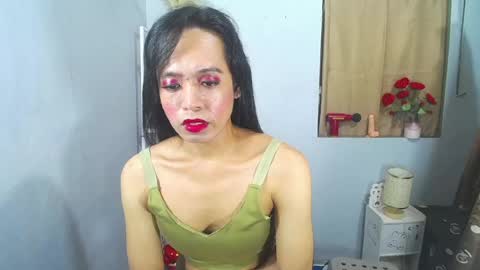 SexyCutieNicole online show from 05-05-26, 06:38