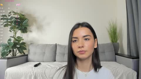 Dua Lipa online show from 01-16-25, 04:07