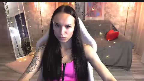 Snapshot of nicolemerz chatting on 06-14-26, 03:36 Nicole online show from 06-14-26, 03:36