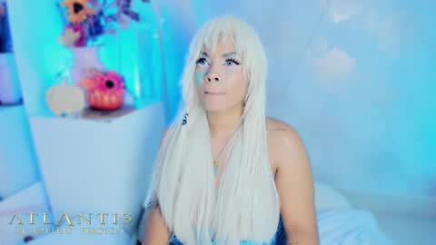 Andrea give it a thumbs up please its important  online show from 10-26-25, 04:57